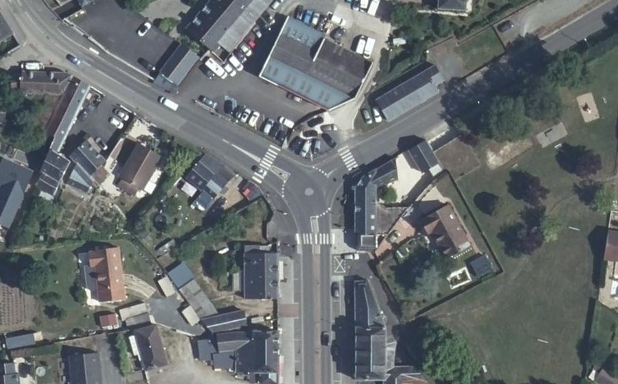Vue aérienne du Mini-giratoire n°257154717