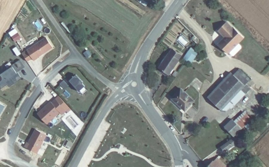 Vue aérienne du Mini-giratoire n°257156924