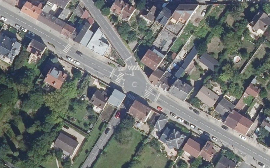 Vue aérienne du Mini-giratoire n°257396483