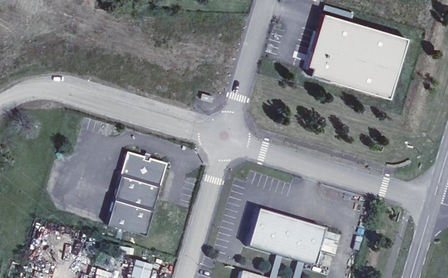 Vue aérienne du Mini-giratoire n°257477345