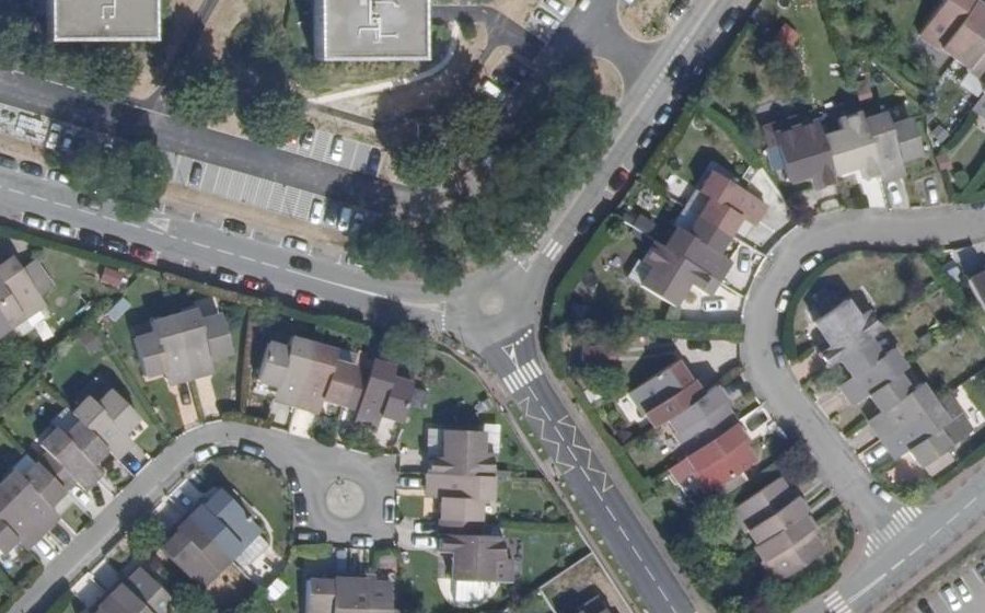 Vue aérienne du Mini-giratoire n°259448221
