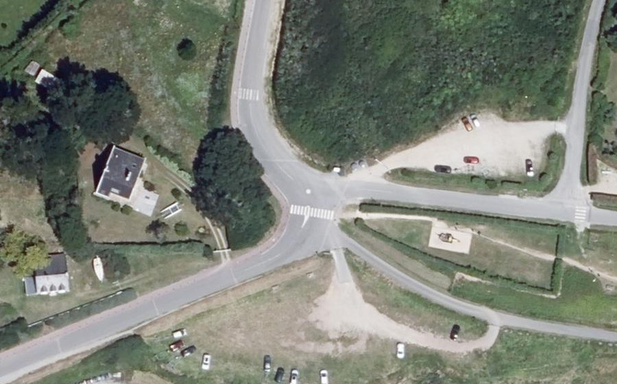 Vue aérienne du Mini-giratoire n°259801557