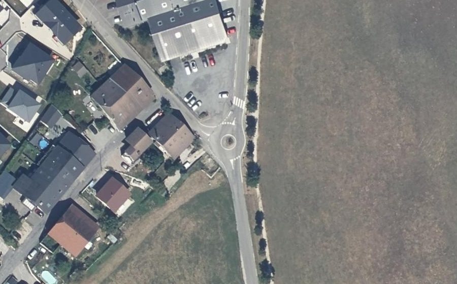 Vue aérienne du Mini-giratoire n°260563424