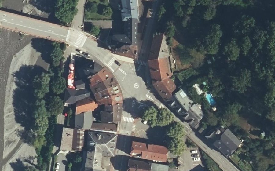 Vue aérienne du Mini-giratoire n°262636157
