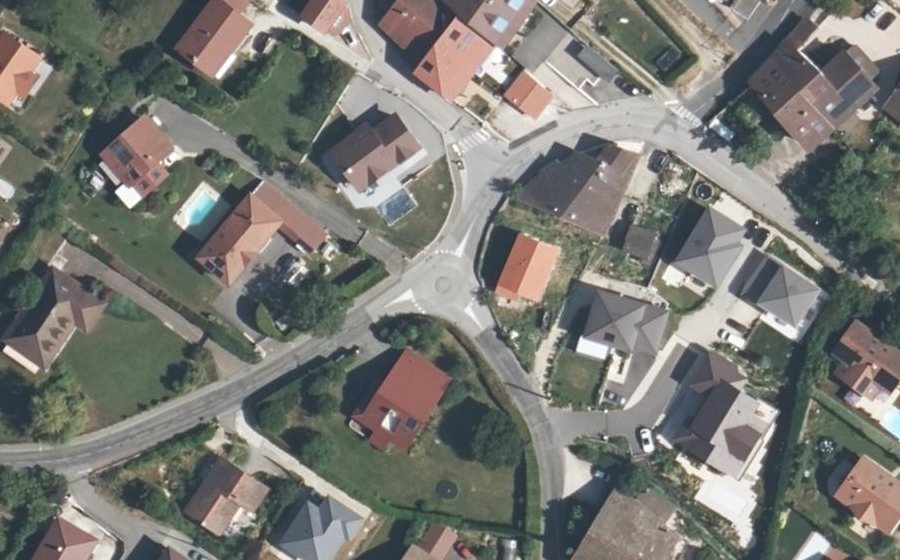 Vue aérienne du Mini-giratoire n°262686551