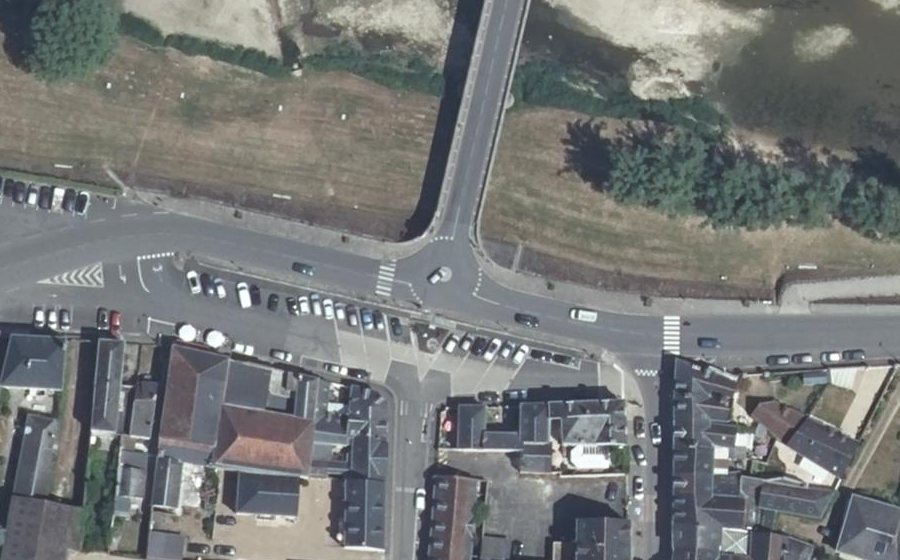 Vue aérienne du Mini-giratoire n°262845453