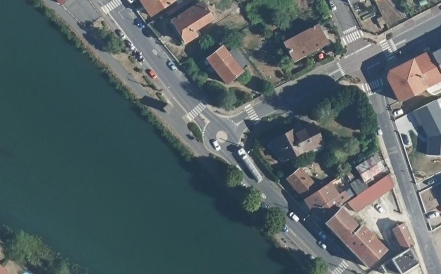 Vue aérienne du Mini-giratoire n°262998343