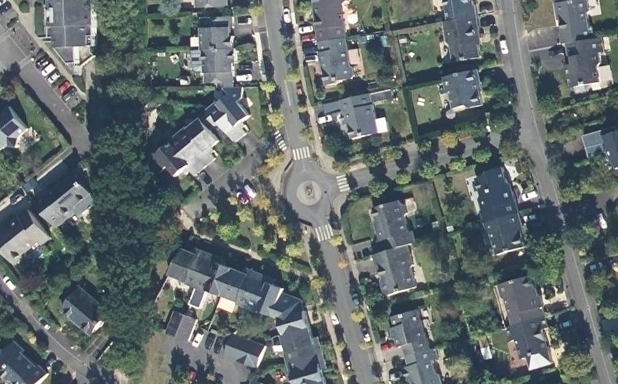 Vue aérienne du Mini-giratoire n°264012138