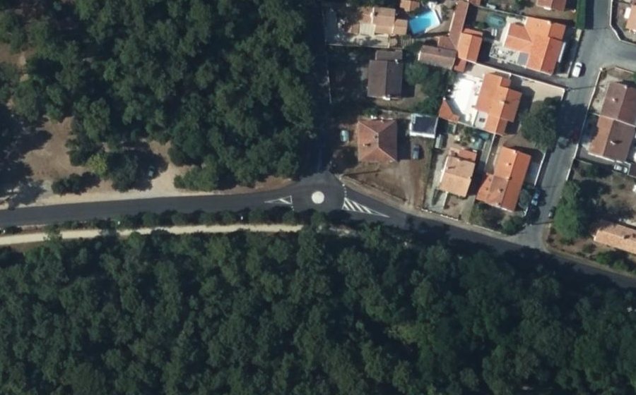 Vue aérienne du Mini-giratoire n°264780997