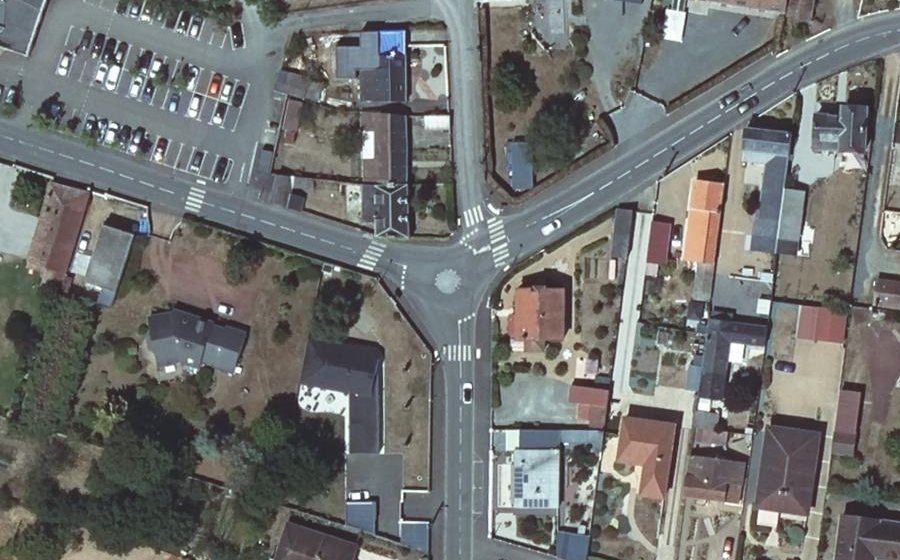 Vue aérienne du Mini-giratoire n°266642415