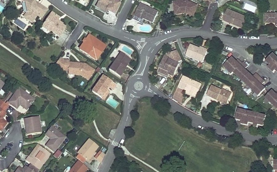 Vue aérienne du Mini-giratoire n°266964328