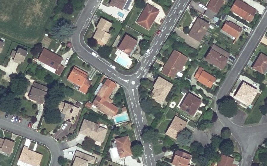 Vue aérienne du Mini-giratoire n°267021755