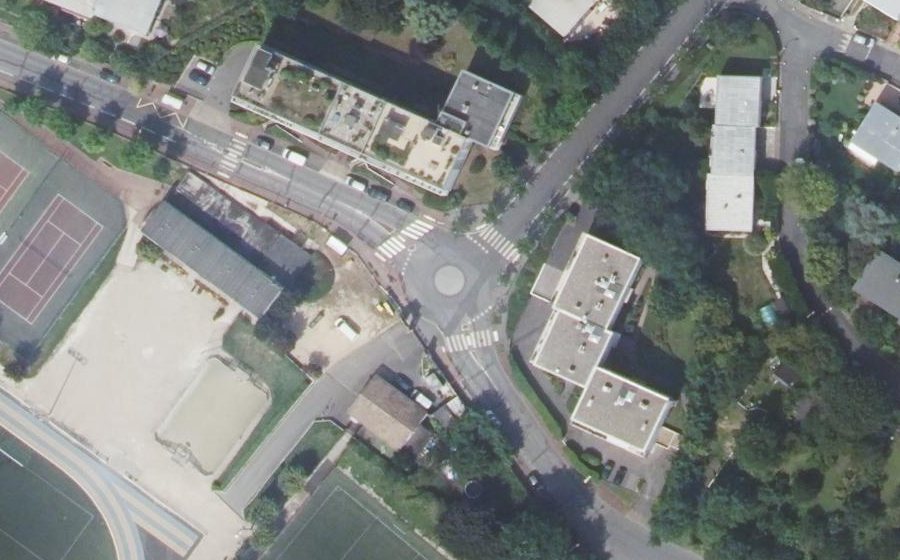 Vue aérienne du Mini-giratoire n°267358638