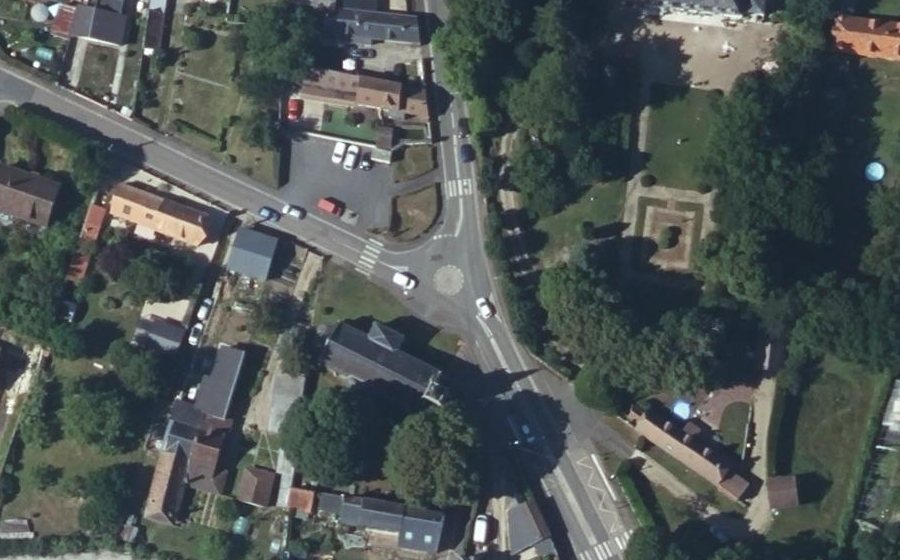 Vue aérienne du Mini-giratoire n°267589174