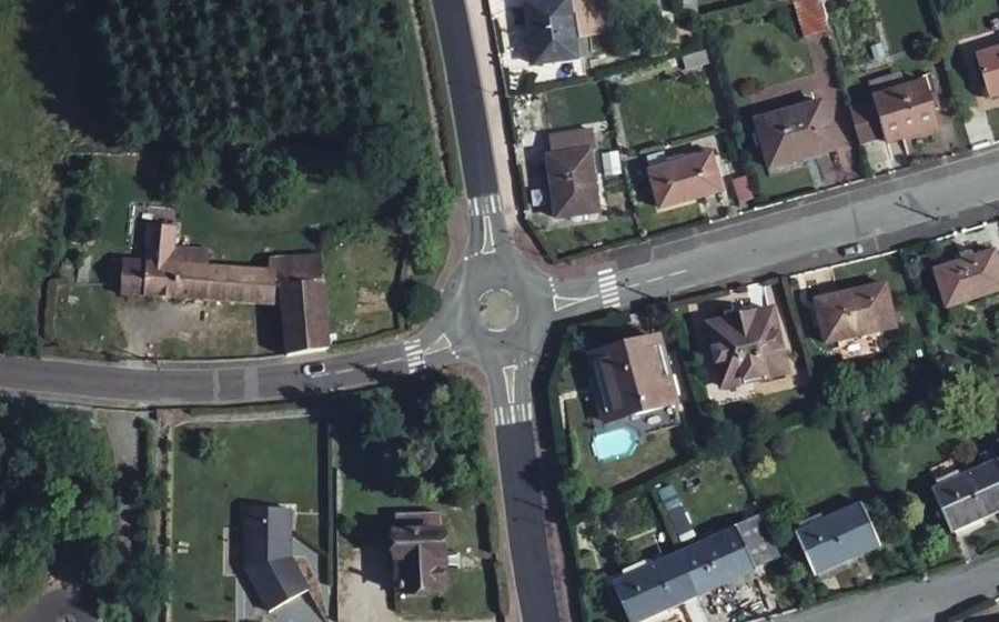 Vue aérienne du Mini-giratoire n°268439366