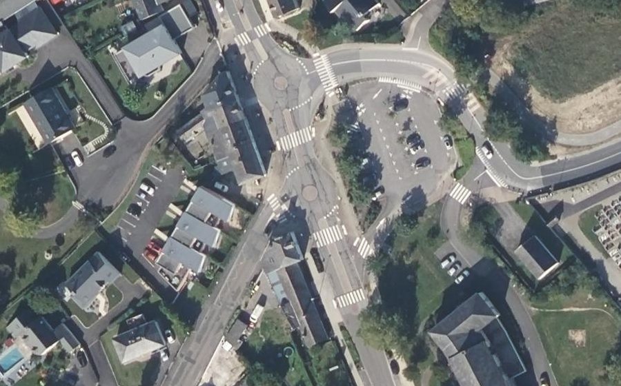 Vue aérienne du Mini-giratoire n°268464068
