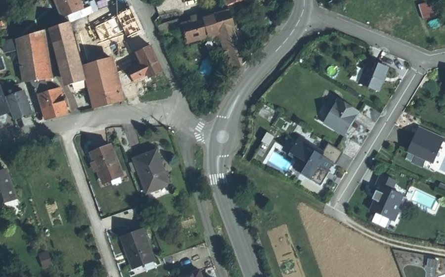 Vue aérienne du Mini-giratoire n°268590456
