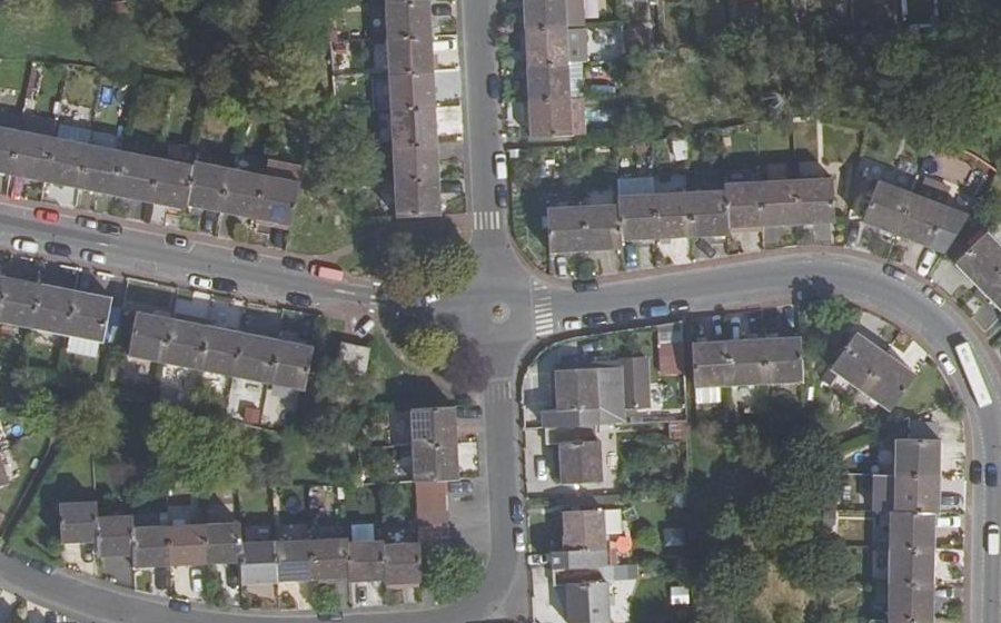 Vue aérienne du Mini-giratoire n°268604759