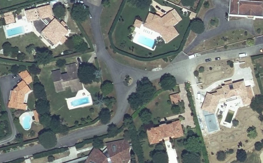 Vue aérienne du Mini-giratoire n°269219110