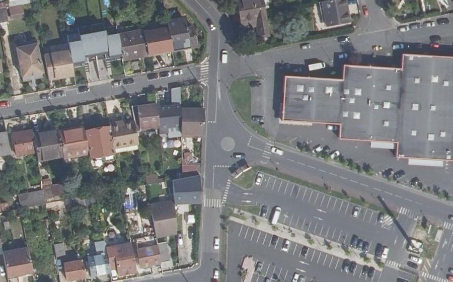 Vue aérienne du Mini-giratoire n°269772262
