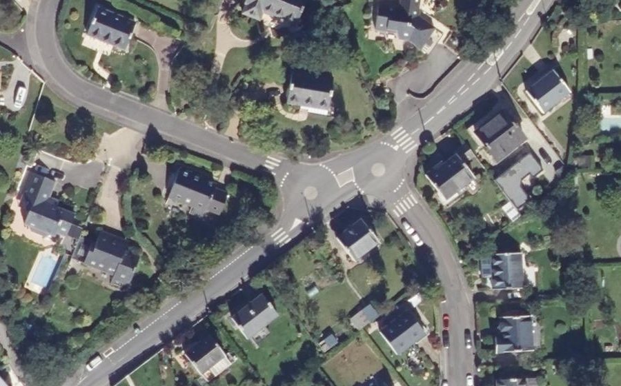 Vue aérienne du Mini-giratoire n°271018556