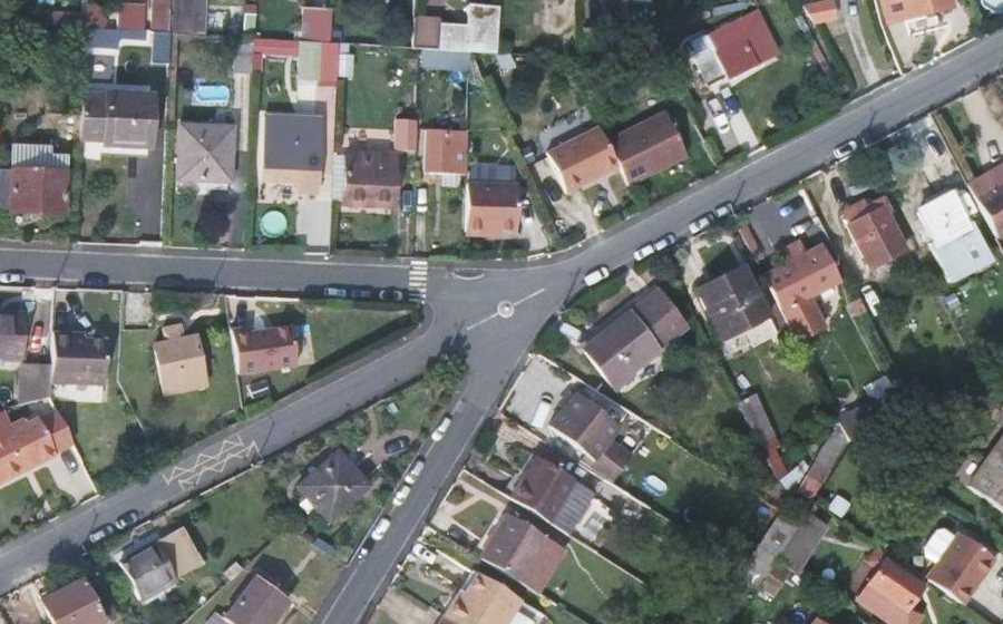 Vue aérienne du Mini-giratoire n°271228920