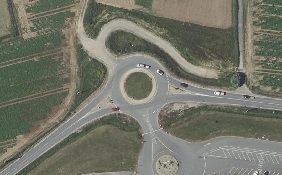 Vue aérienne du Rond-point anonyme n°1002714443
