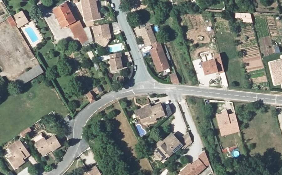 Vue aérienne du Mini-giratoire n°271916434