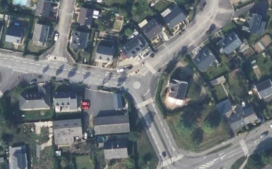 Vue aérienne du Mini-giratoire n°274396397