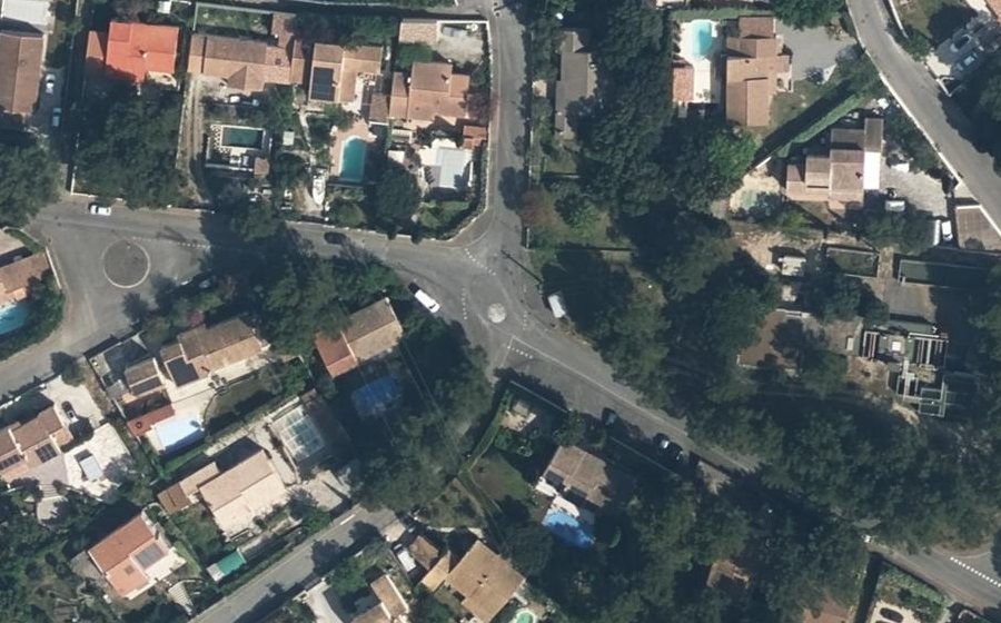 Vue aérienne du Mini-giratoire n°276937463