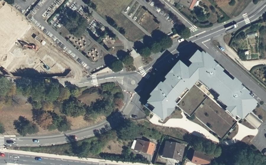 Vue aérienne du Mini-giratoire n°277293004