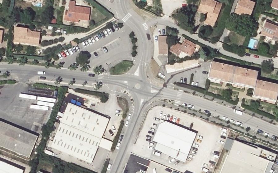 Vue aérienne du Mini-giratoire n°277320388