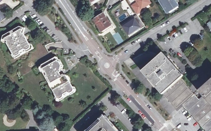Vue aérienne du Mini-giratoire n°277364390