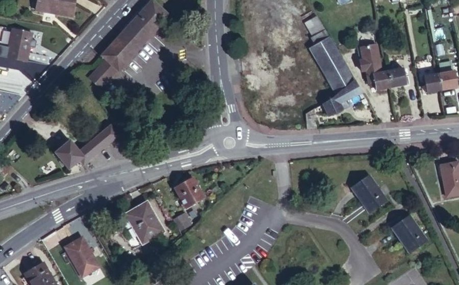Vue aérienne du Mini-giratoire n°277385862