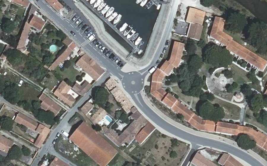 Vue aérienne du Mini-giratoire n°278585657