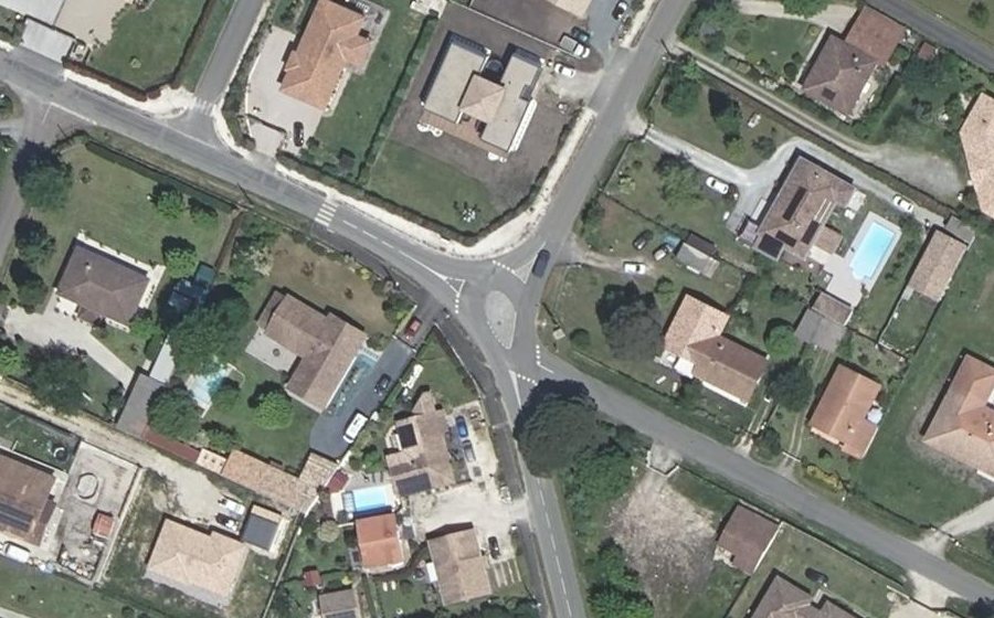 Vue aérienne du Mini-giratoire n°278830711