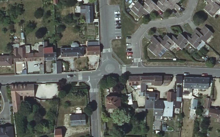 Vue aérienne du Mini-giratoire n°278856450