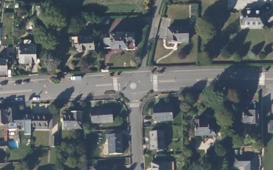 Vue aérienne du Mini-giratoire n°279000325