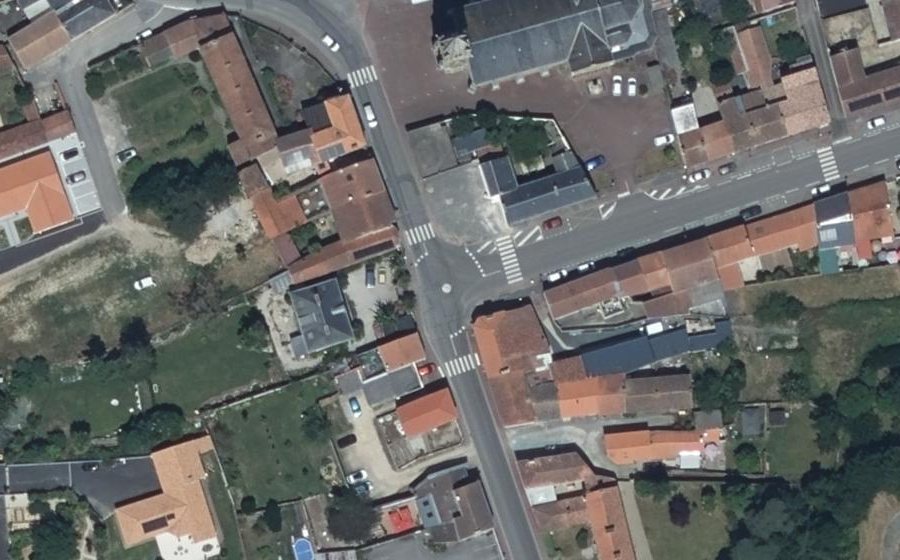 Vue aérienne du Mini-giratoire n°279010596