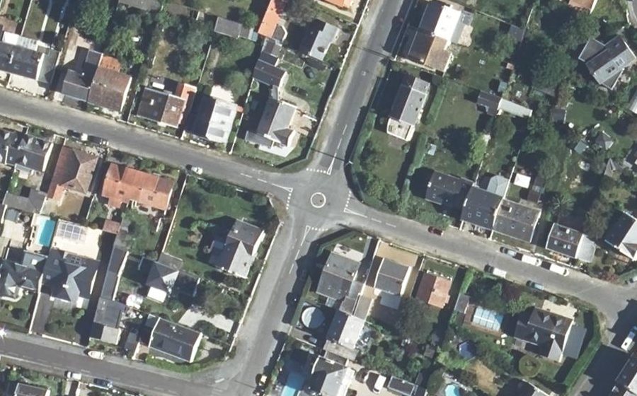 Vue aérienne du Mini-giratoire n°279389611