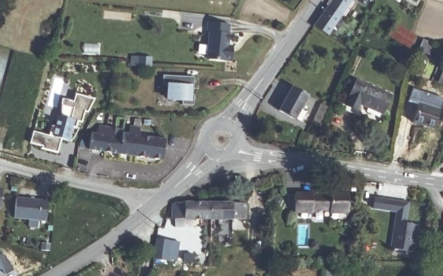 Vue aérienne du Mini-giratoire n°279901483