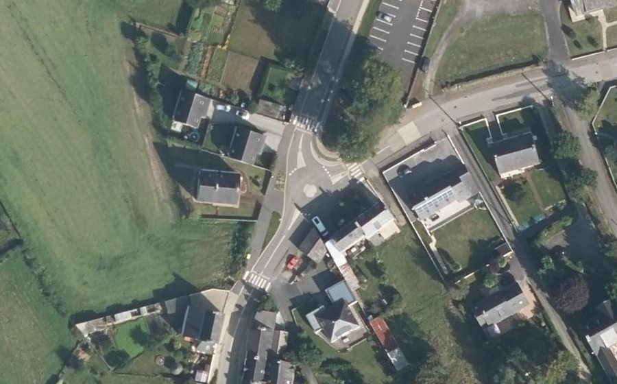 Vue aérienne du Mini-giratoire n°280800605