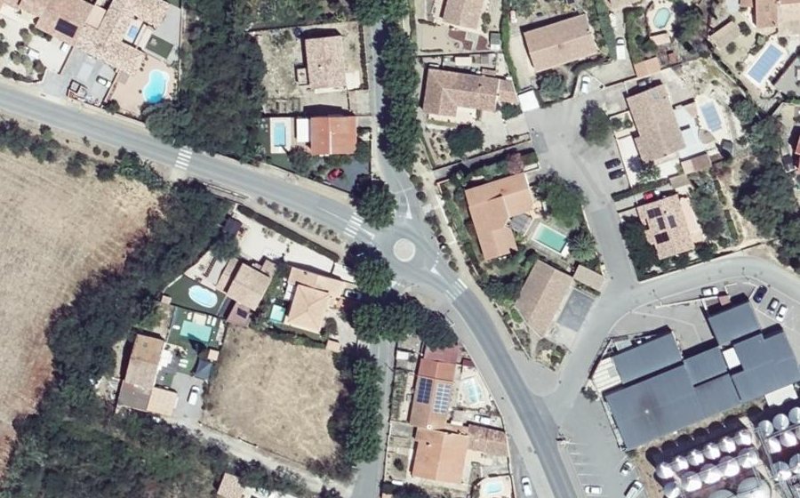Vue aérienne du Mini-giratoire n°281280399