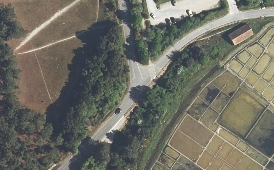 Vue aérienne du Mini-giratoire n°281325568