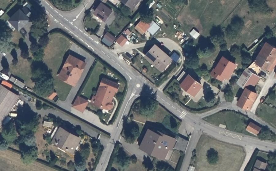 Vue aérienne du Mini-giratoire n°281587110