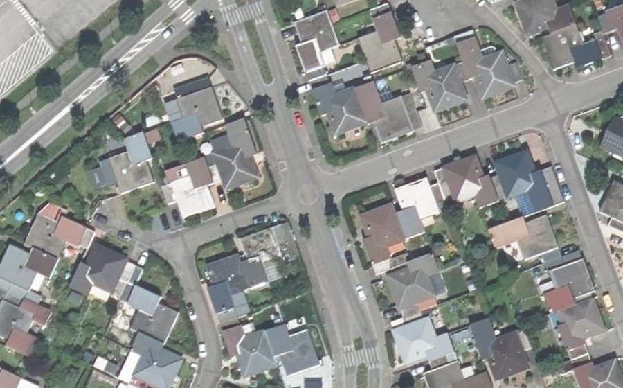 Vue aérienne du Mini-giratoire n°282635945