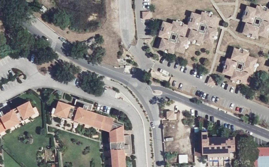 Vue aérienne du Mini-giratoire n°285360986