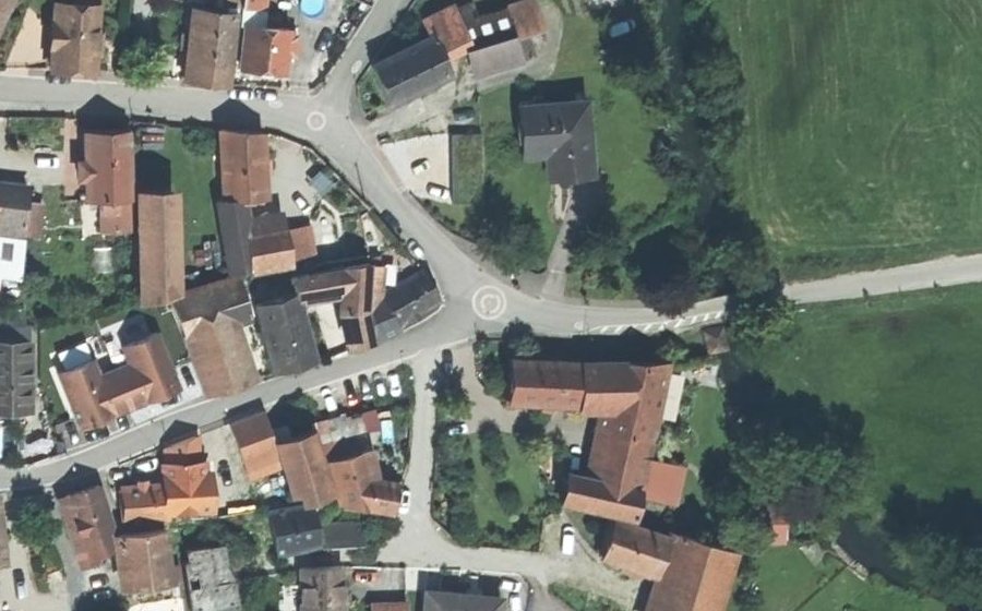 Vue aérienne du Mini-giratoire n°287118779