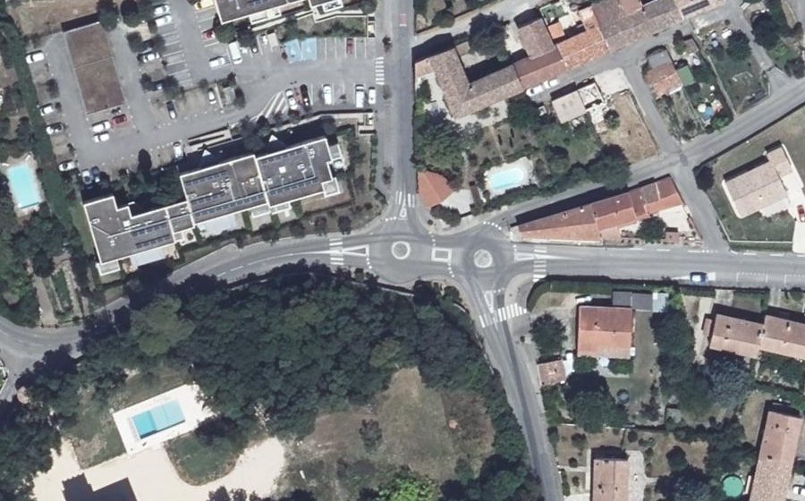 Vue aérienne du Mini-giratoire n°287730637