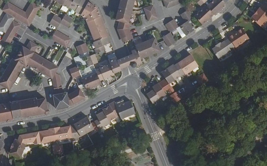 Vue aérienne du Mini-giratoire n°289249266